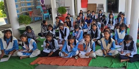 Information on traffic rules given in summer camp