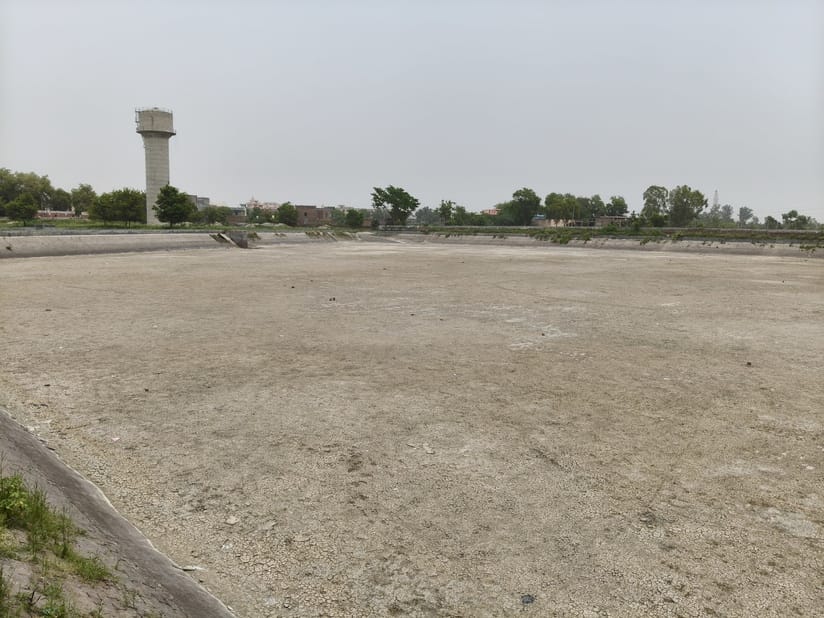 All the water tanks in Kalanaur are empty, water crisis deepens in the town