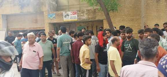 The youth injured in the fight died