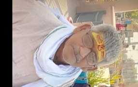 Opened the gate of a moving car to spit paan, bike rider lost his life