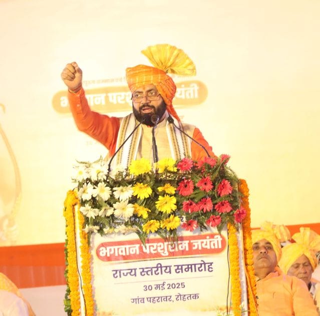 Freedom of media is the pillar of democracy: CM