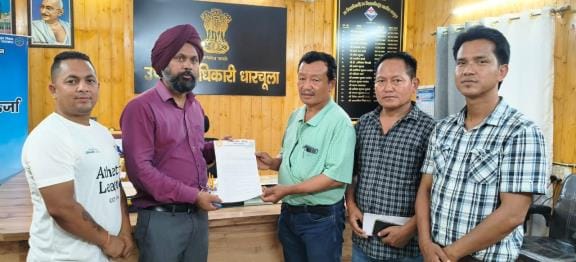 Demand to operate mini bus service in the villages of the valley