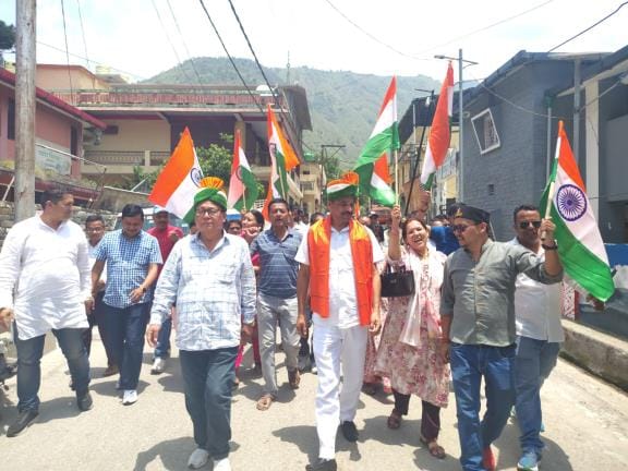 BJP workers took out Tricolor Yatra in Dharchula