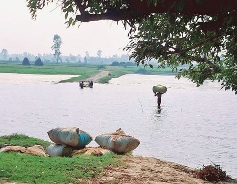 A bridge will be built on the Mahawa river between Baderia and Jarifpur at a cost of Rs 25 crore