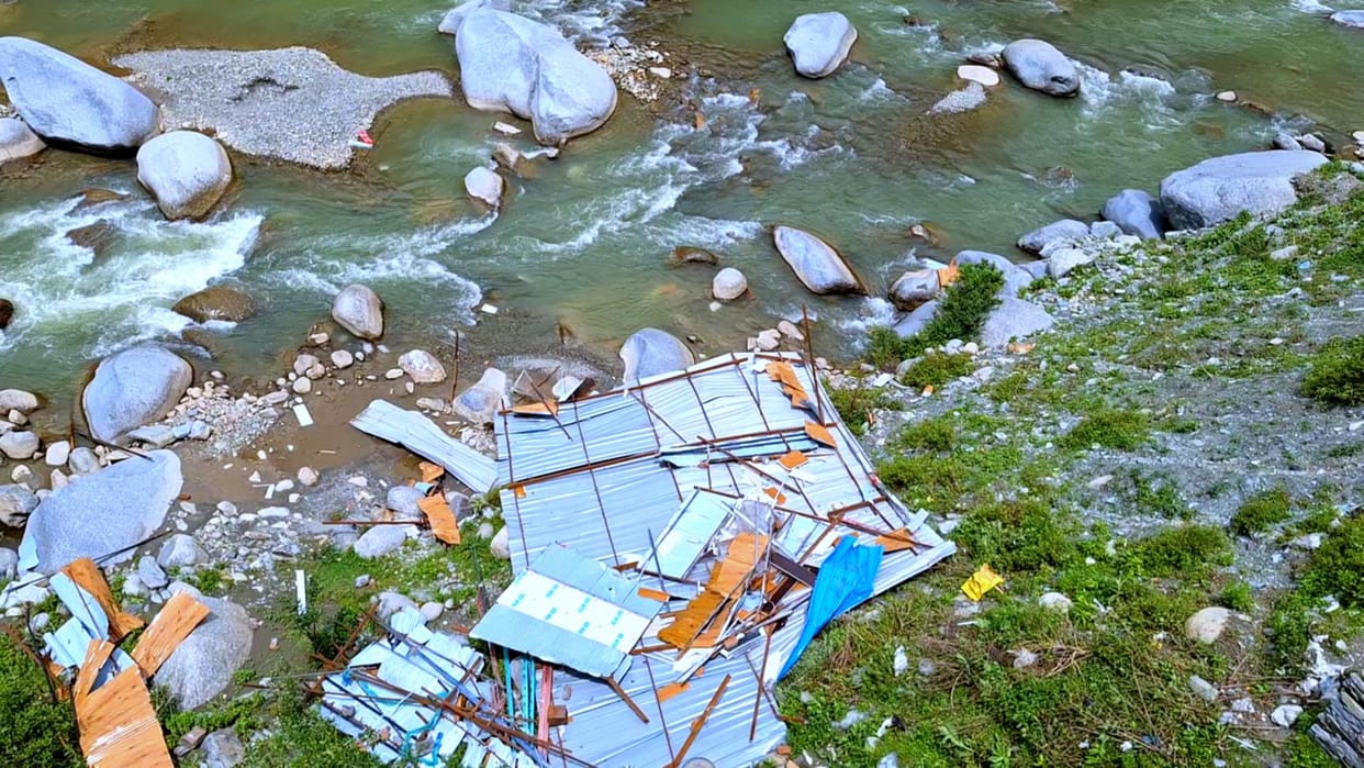 Strong storm wreaked havoc, roofs of dozens of houses were blown away in Bani, electricity and water supply affected