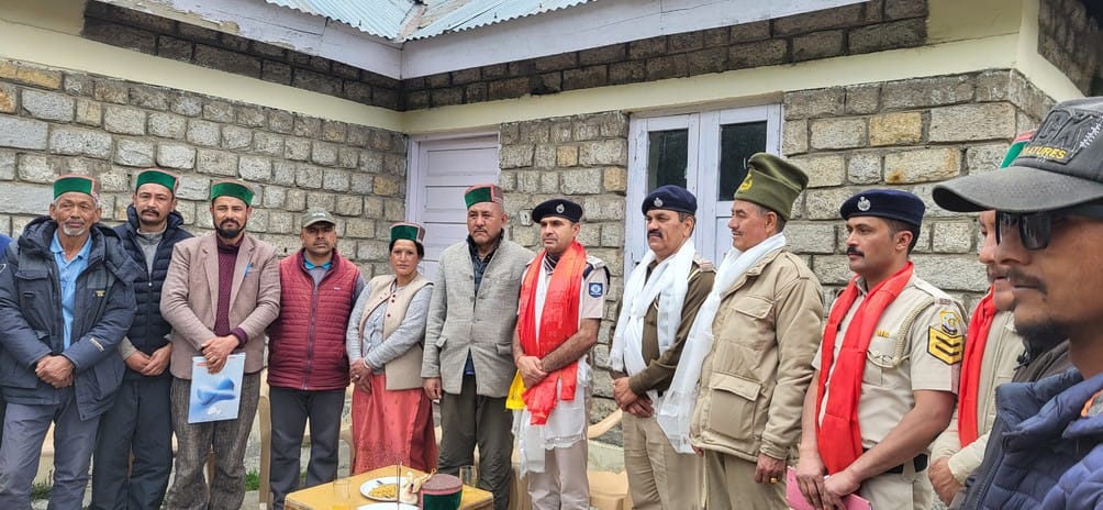 Police help desk opened in tourist spot Chitkul