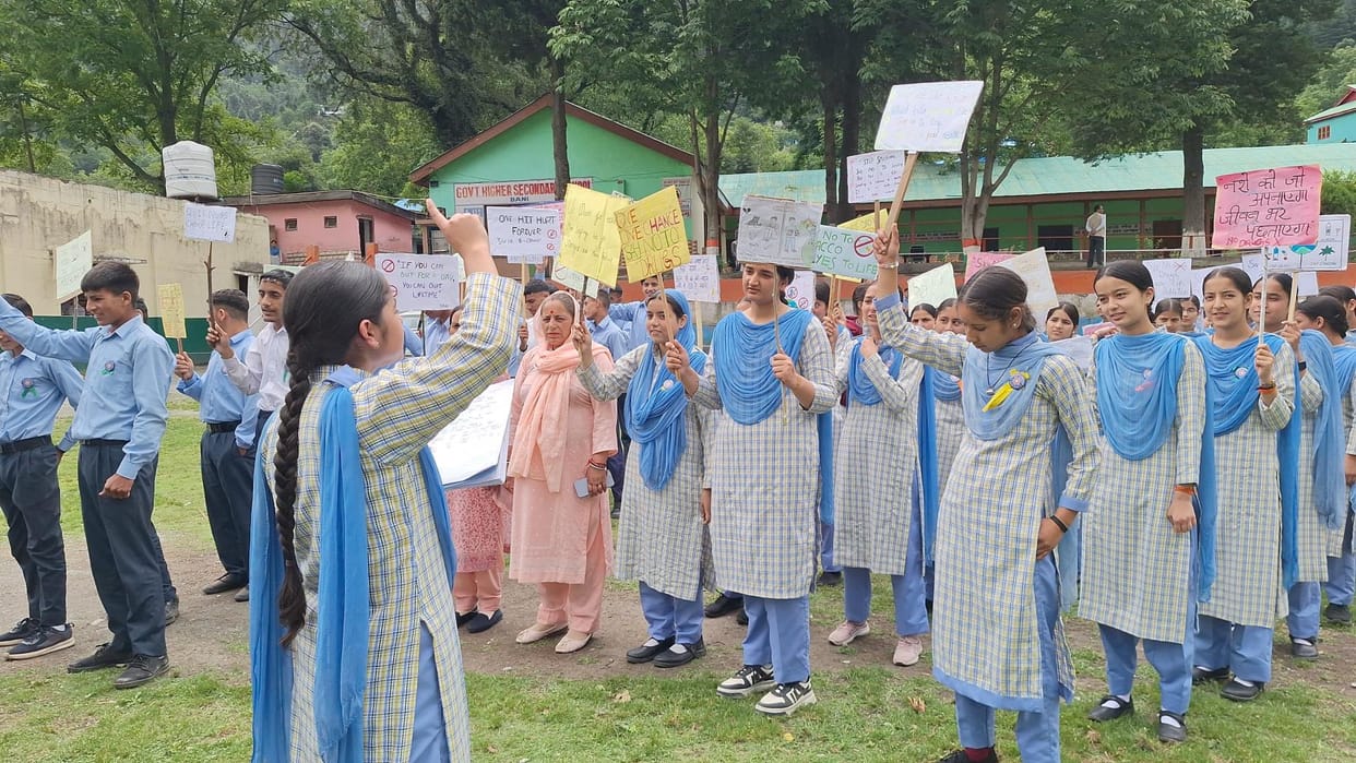 Students took out a rally against tobacco consumption