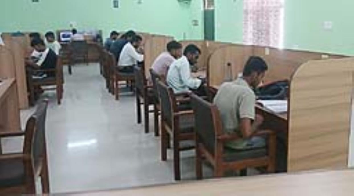 Gram Panchayat opened e-library in Nuhianwali, students got free study facilities