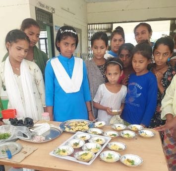 Girls learnt to make Dhokla in summer camp