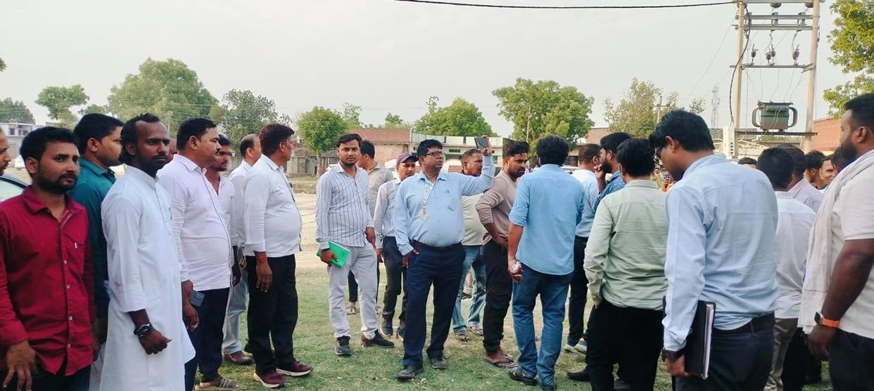 Special Secretary heard the problems of the villagers