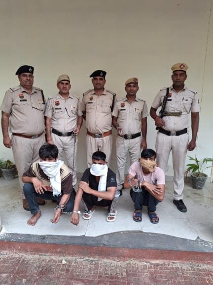 All three accused in extortion case on two-day police remand