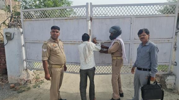 Four swimming pools sealed after the death of a youth