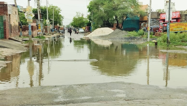 Storm in Rohtak, rain in Meham, Sampla and Kalanaur
