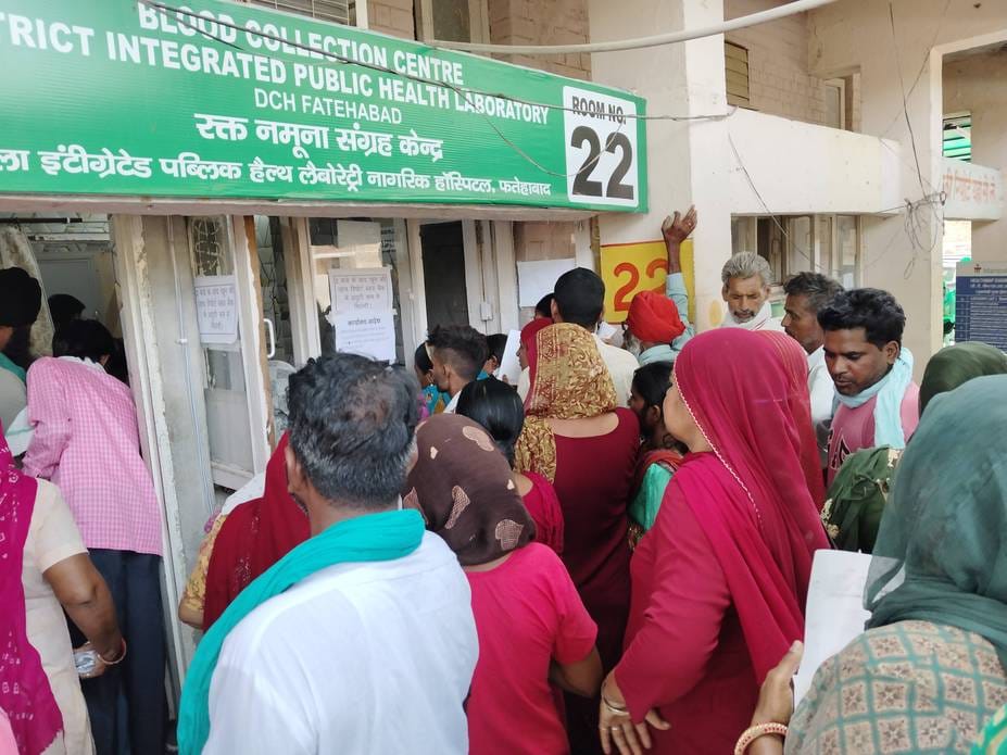 OPD slip remained closed for 40 minutes, sampling stopped at 12 o'clock, patients got upset