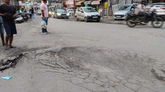 There are potholes everywhere on the highway outside bus stand Naidun, people are facing problems