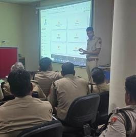 Policemen were given training on e-Dar app
