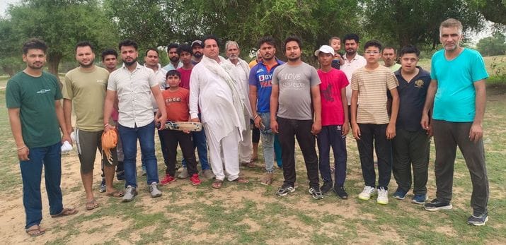 Villagers protest against construction of police line in Thaska forest