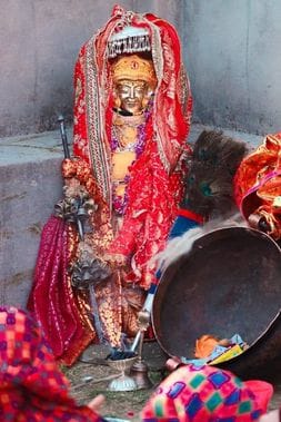 Mother Deuri Durga Pachla Bhagwati will leave for Kathla on June 7