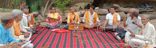 Kabir's couplets fascinated everyone