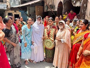 Deeksha Mahotsav: Labdhi Jain will become the disciple of her elder sister