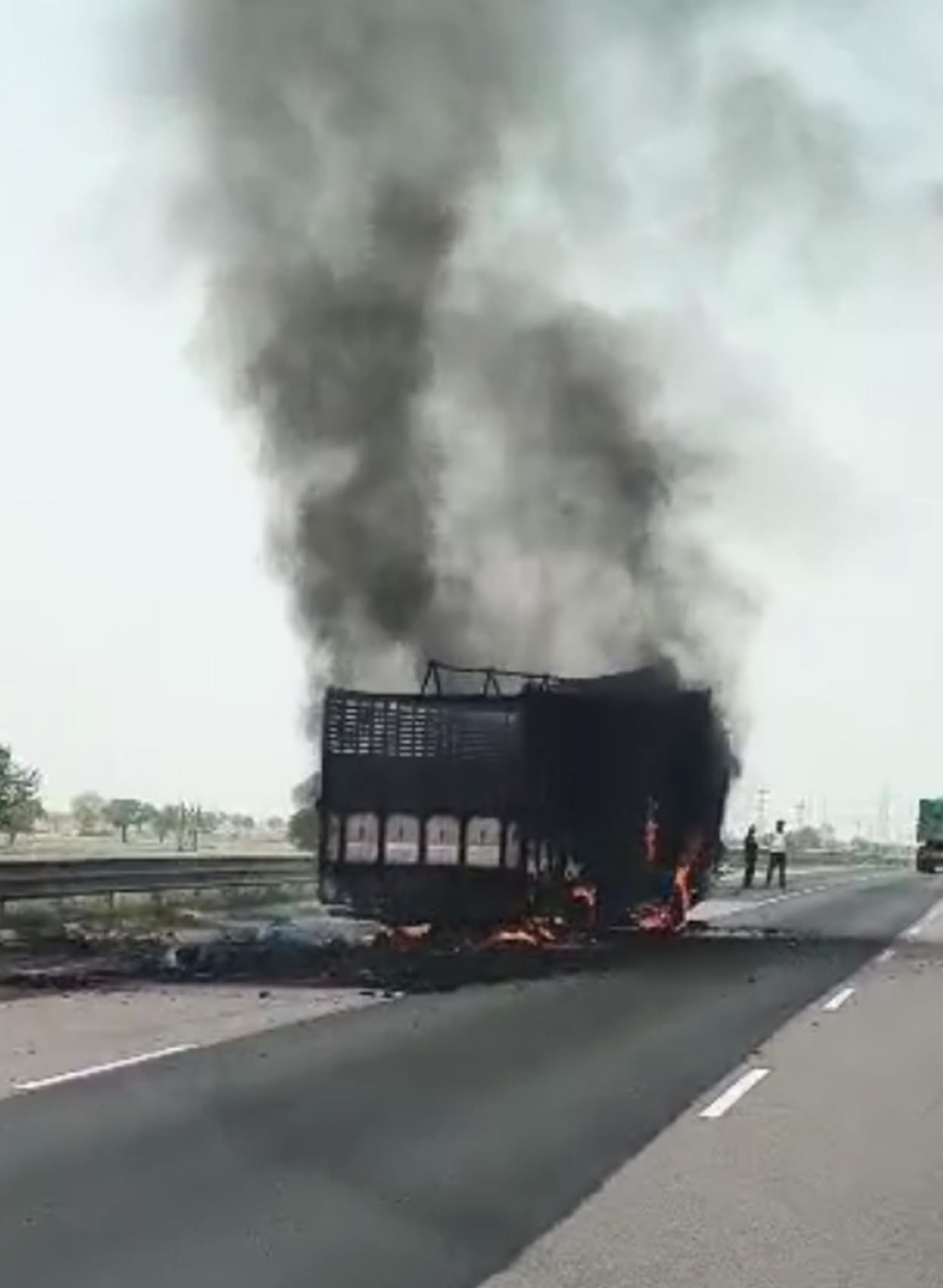 fire in truck driver burnt
