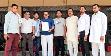 Councillors raised the demand for restoration of honorarium and the post of vice chairman