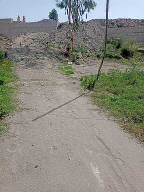 Four lane road is closed, disabled couple is worried