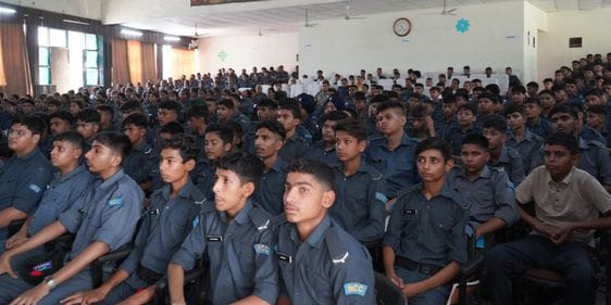 Discharge your duties by giving priority to national interest: Vice Chancellor