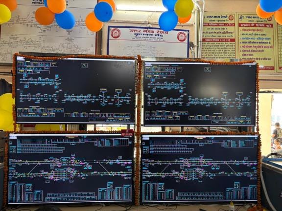 Three trains will run on the same track of the third and fourth lines
