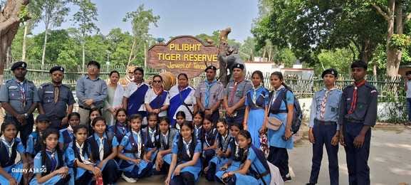 Scout-Guide visited the jungle and Chuka beach