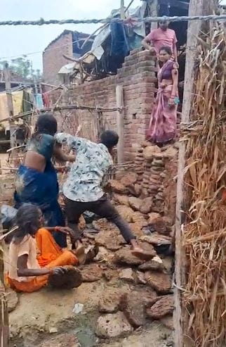 Two women including an old lady were beaten up by goons, video goes viral