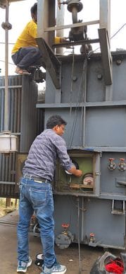 The transformer's cable blew up and there was no electricity for seven hours