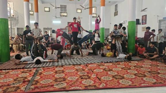 In the three day long camp, children stayed away from electric gadgets and packaged food