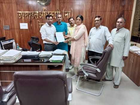 Bhakiyu told the SDM about their demands, asked for time to meet the Chief Minister