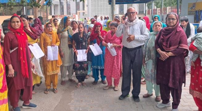 40 women arrived for sterilization, the machine was found faulty