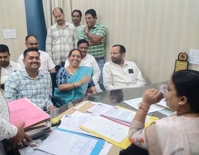 Memorandum given to BSA for releasing honorarium on time