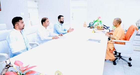 Farmers should be given proper compensation for the new township of Awas Vikas