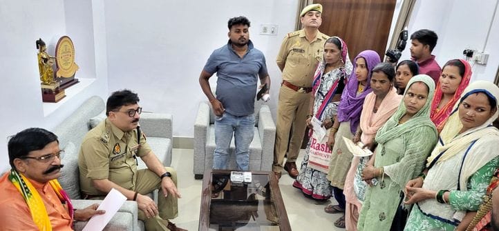 Investors reached SSP office with Sadar MLA, weeping and narrating their woes