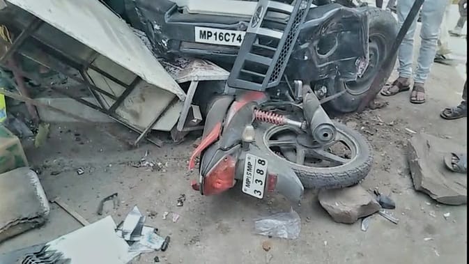 सड़क हादसा।