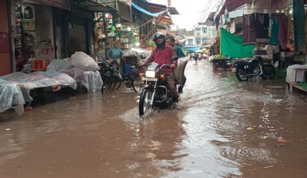 Roads flooded due to rain, water entered houses