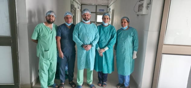 Appendicitis surgery done for the first time by laparoscopy in Dharamshala Hospital