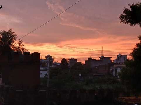 Drizzle in the morning, humidity increased due to harsh sunshine in the afternoon