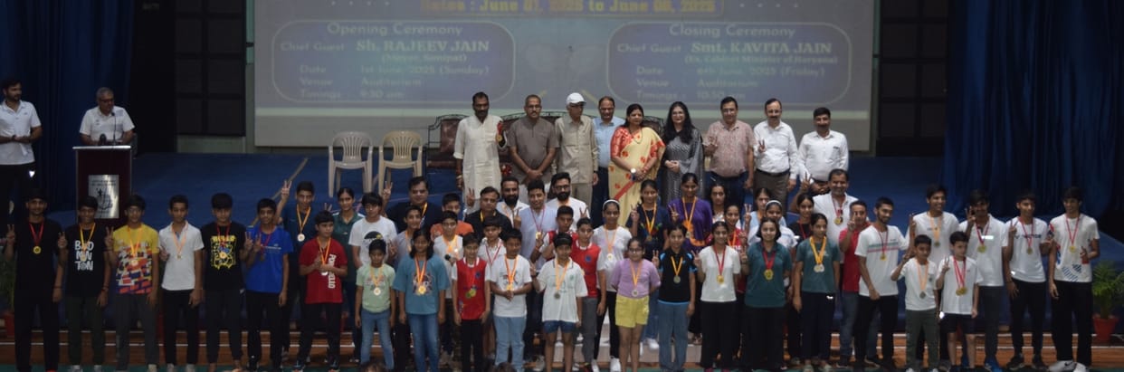 District level badminton... Vibhuti and Havisha top in singles competition