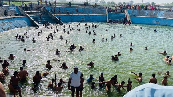 Took a dip in the lake of Satkumbha Dham on Ganga Dussehra
