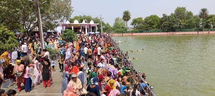 Thousands of people took a dip of faith at Gagol Shrine