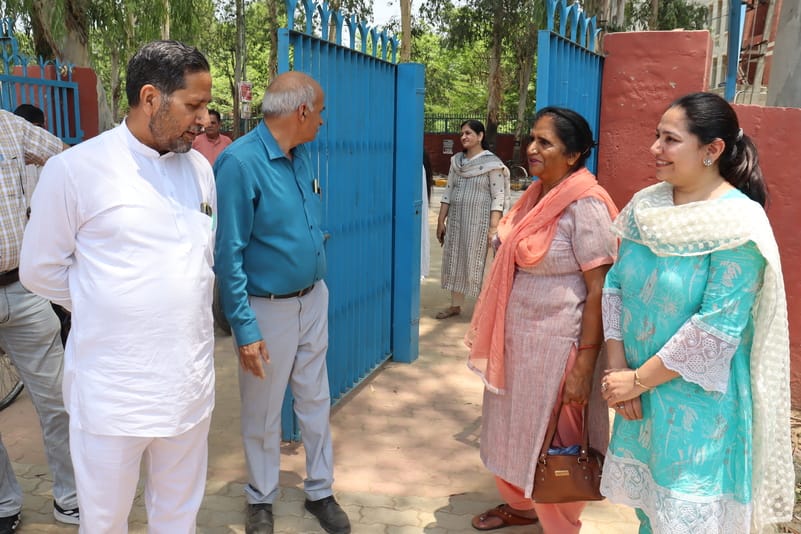 The Vice Chancellor of Shri Krishna Ayush University took feedback from patients in the Homeopathy Clinic