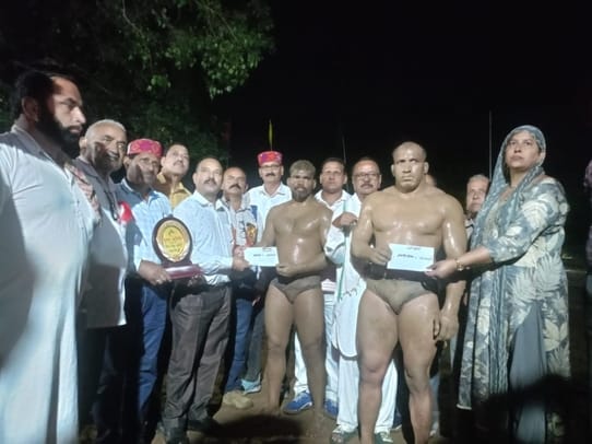 Jammu wrestler Sahil won the Manei wrestling match