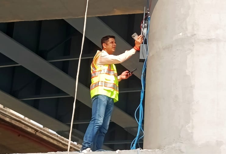 Ten sensors installed on the second day for load testing on Garra bridge