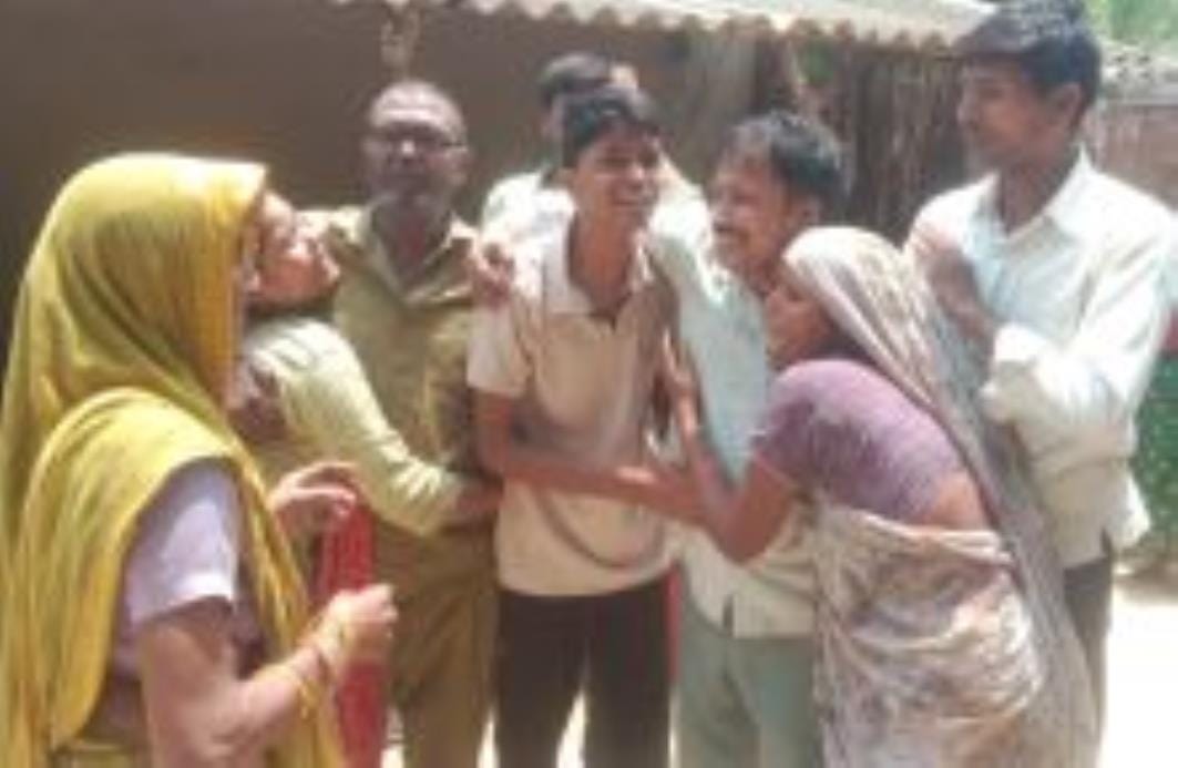 Hurt by blackmailing, sister-in-law and brother-in-law together killed the young man