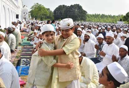 Eid-ul-Fitr prayers in Meerut Eidgah at 8 AM, Meerut City Qazi made an announcement